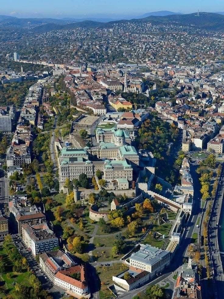 Exploring the Historic Buda Castle District